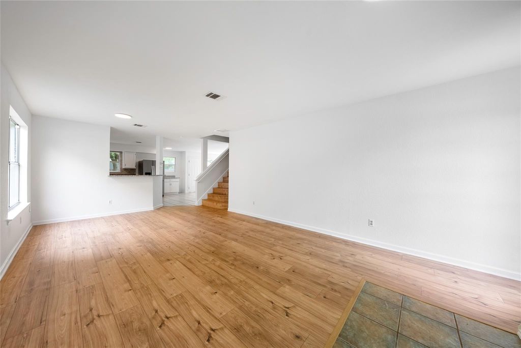 Photo of 13701 Cambourne DR, Pflugerville, TX 78660 (MLS # 2701099)