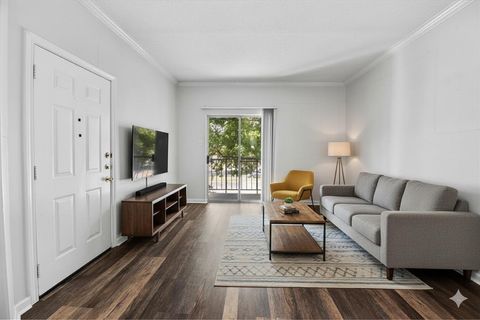 Tiny photo for 12166 Metric BLVD #233, Austin, TX 78758 (MLS # 5382461)