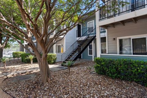 Photo of 12166 Metric BLVD #233, Austin, TX 78758 (MLS # 5382461)
