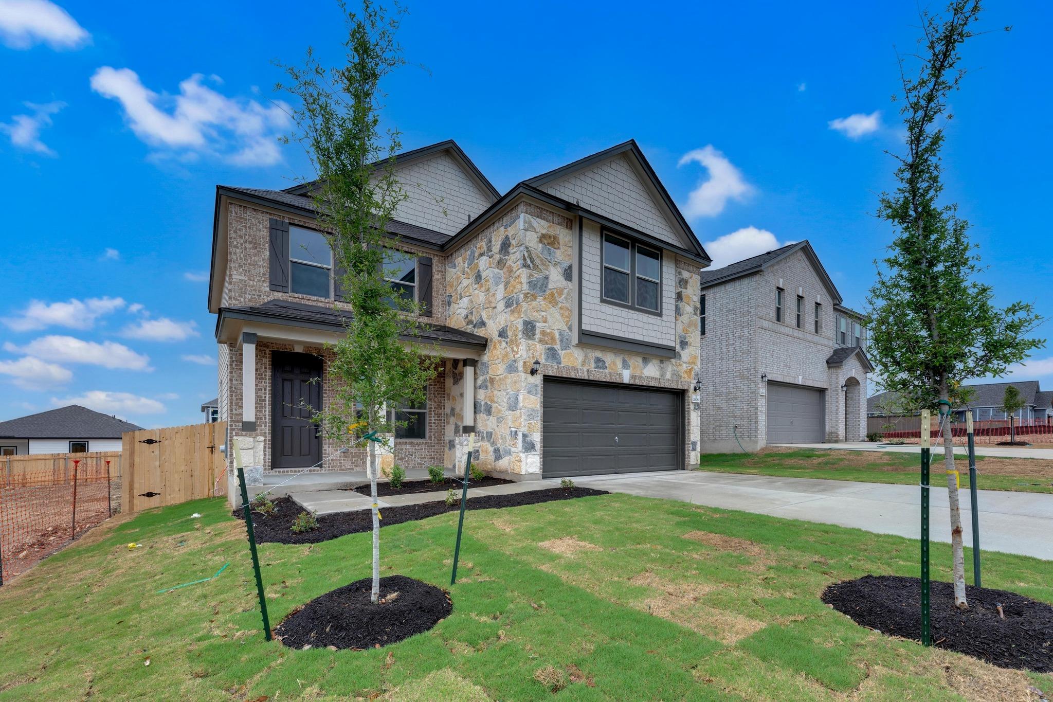 2608 Donna Olene DR