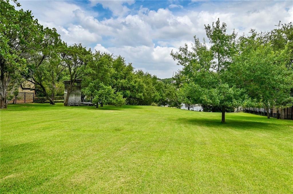 909 Brooks Hollow RD