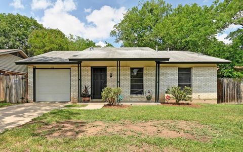 Photo of 2510 Rockridge DR, Austin, TX 78744 (MLS # 4668042)