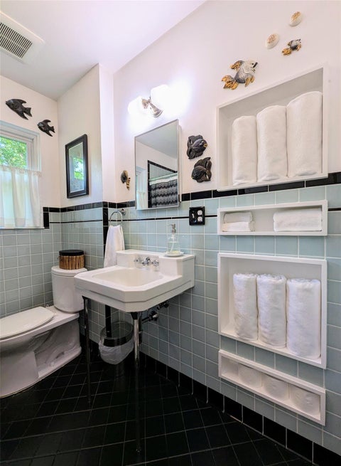 Tiny photo for 1610 Larkwood DR, Austin, TX 78723 (MLS # 4008394)