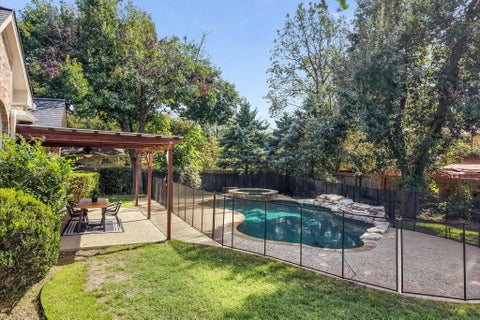 Tiny photo for 10711 Pinkney LN, Austin, TX 78739 (MLS # 3313654)