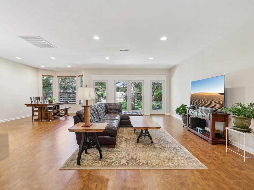 4116 Kachina DR