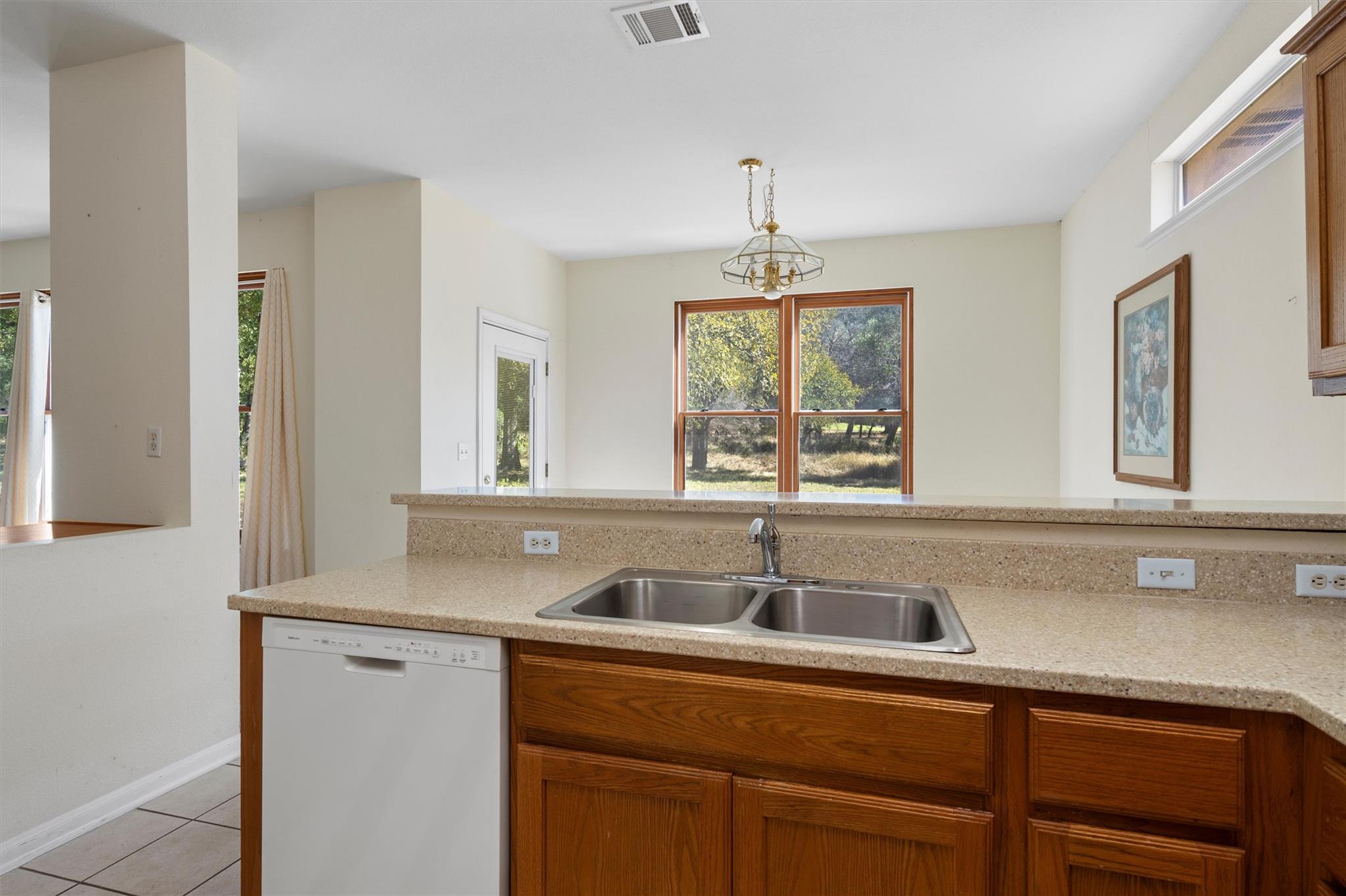 Georgetown, Texas 78633, United States, 2 Bedrooms Bedrooms, ,2 BathroomsBathrooms,Residential,Active,239694