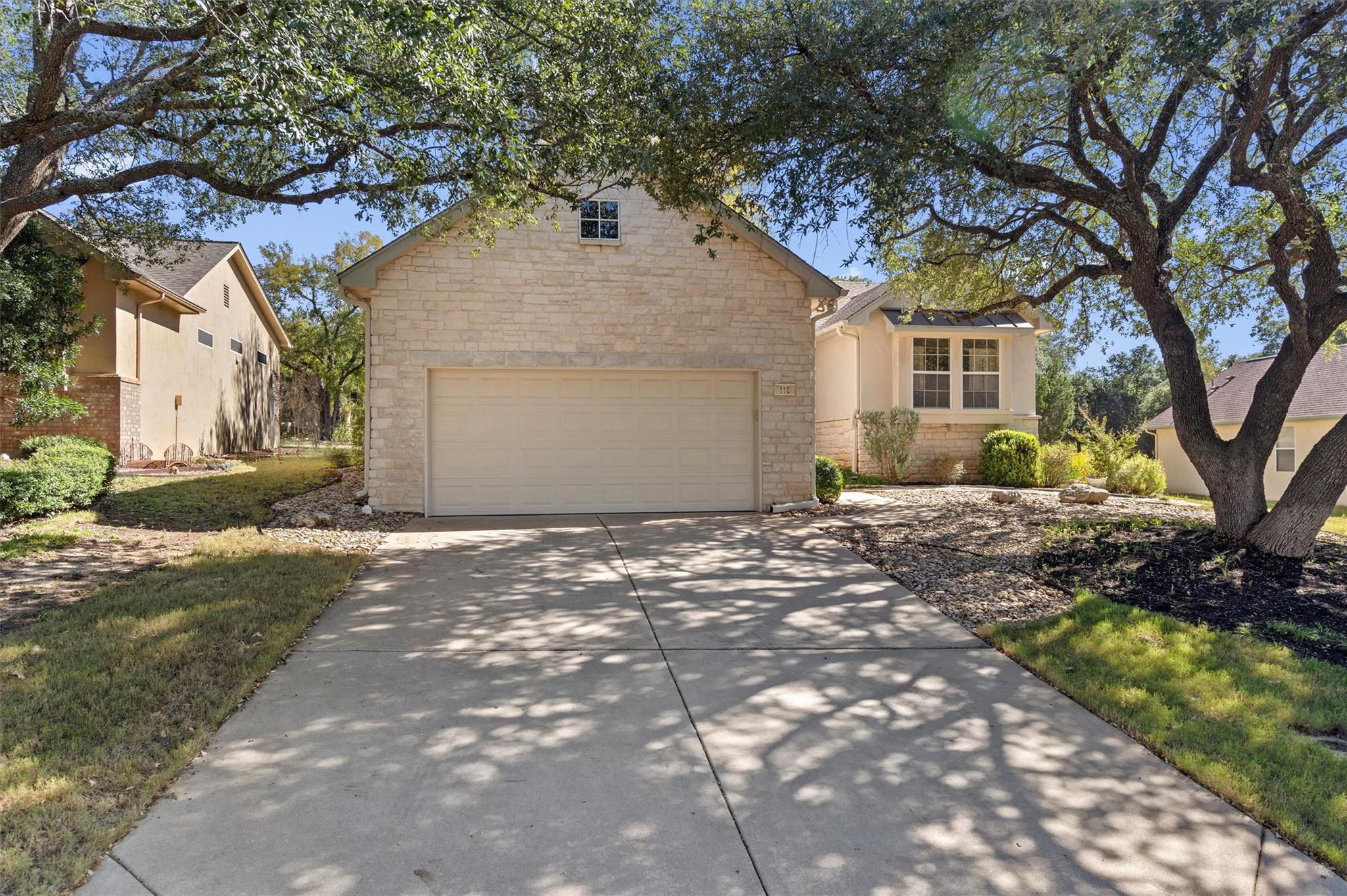 Georgetown, Texas 78633, United States, 2 Bedrooms Bedrooms, ,2 BathroomsBathrooms,Residential,Active,239694
