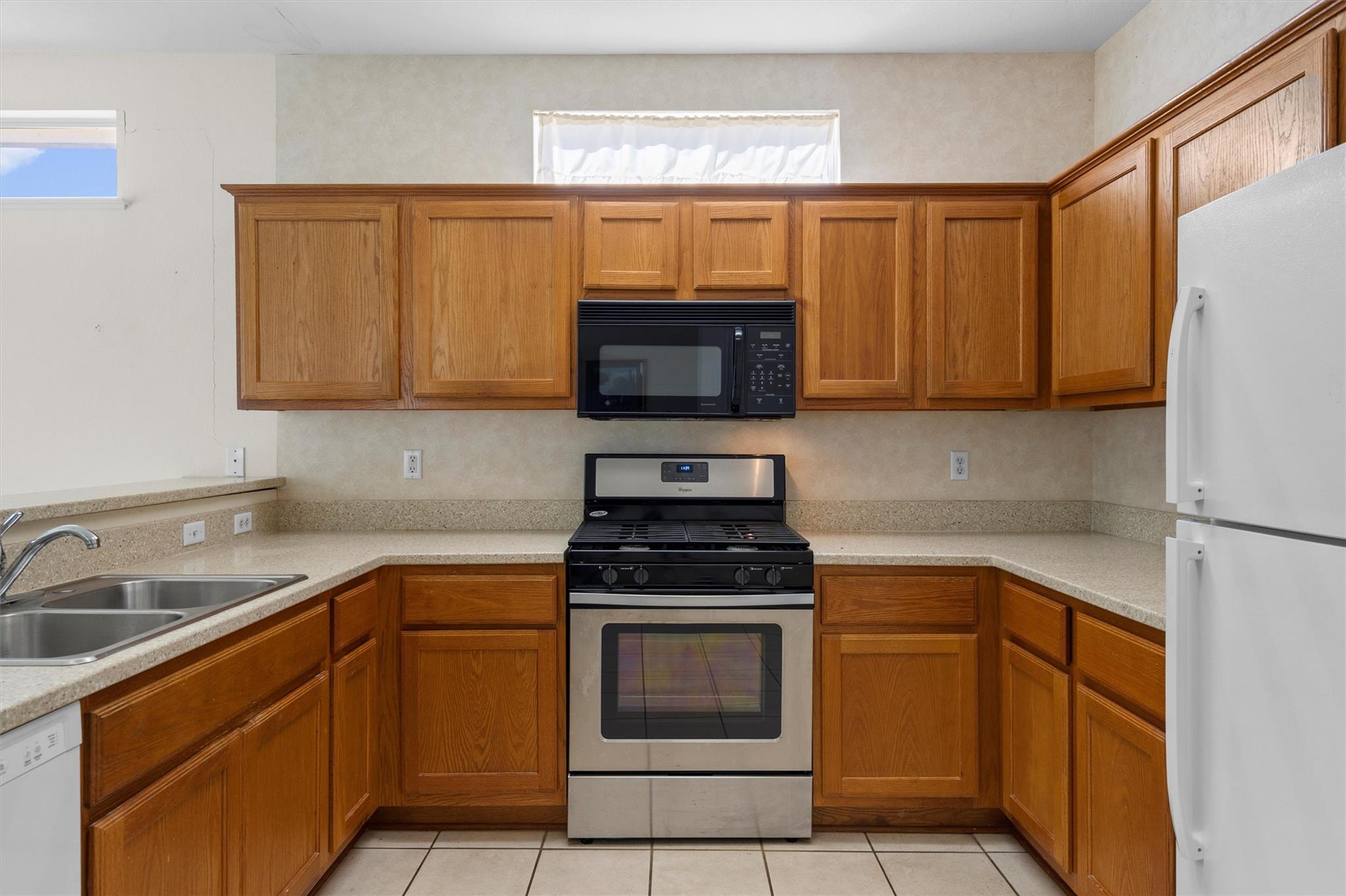 Georgetown, Texas 78633, United States, 2 Bedrooms Bedrooms, ,2 BathroomsBathrooms,Residential,Active,239694