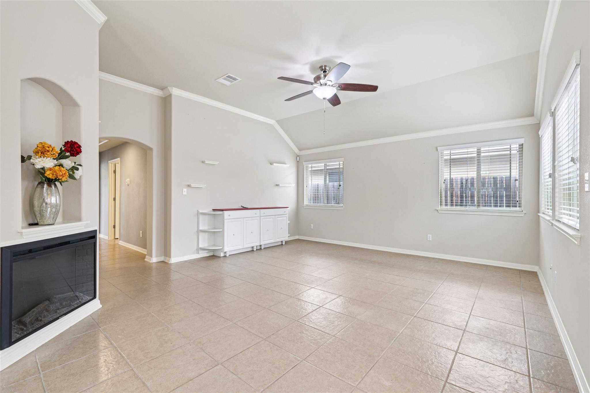 238 Rock Bluff LN