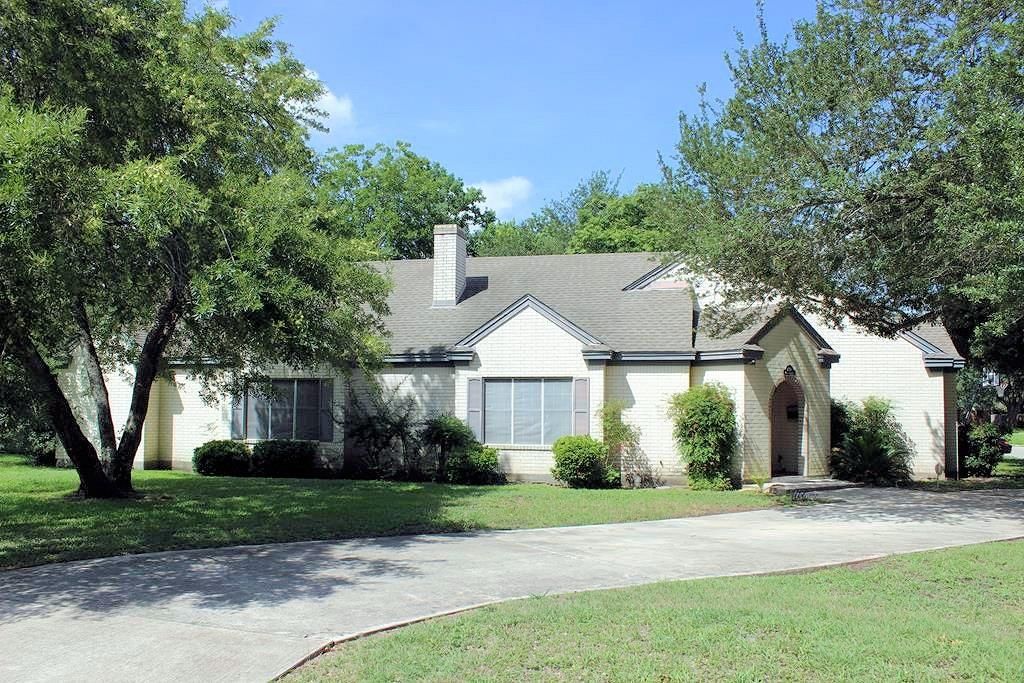 Photo of 1298 Walter Ellison DR, Lockhart, TX 78644 (MLS # 3203895)