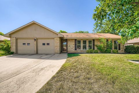 Photo of 7202 Beckett RD, Austin, TX 78749 (MLS # 7902825)