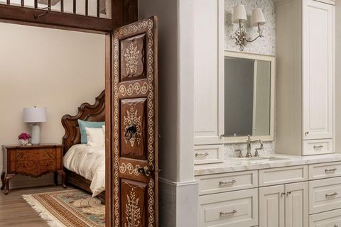 Tiny photo for 17607 Breakwater DR, Jonestown, TX 78645 (MLS # 1203653)