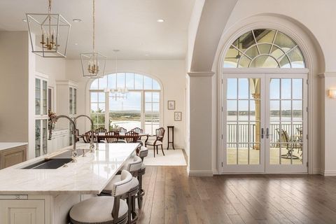 Tiny photo for 17607 Breakwater DR, Jonestown, TX 78645 (MLS # 1203653)