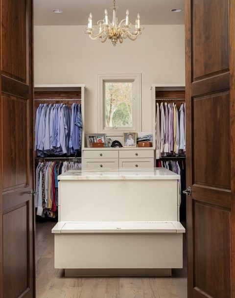 Tiny photo for 17607 Breakwater DR, Jonestown, TX 78645 (MLS # 1203653)