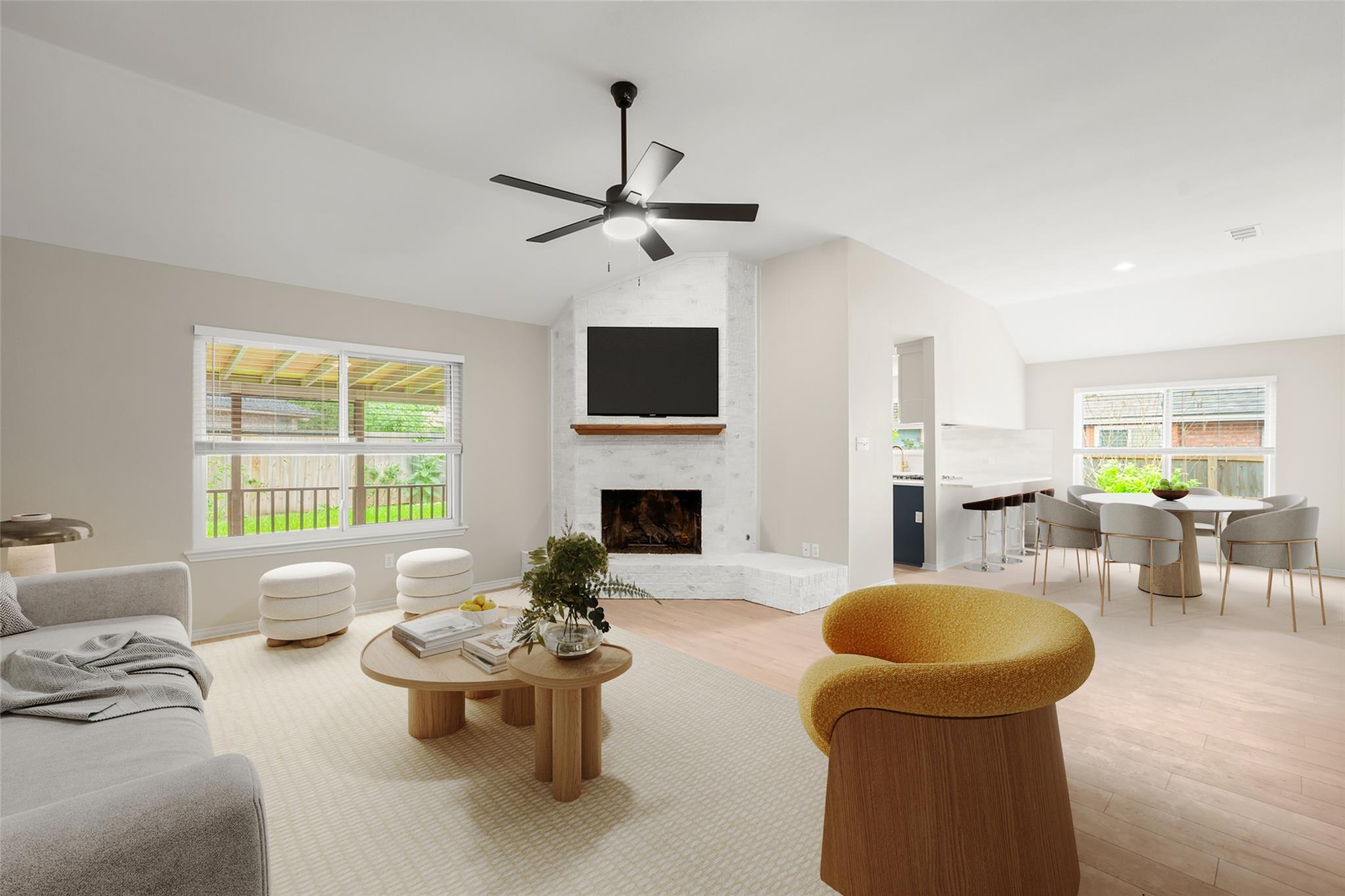 2113 Rosemary LN