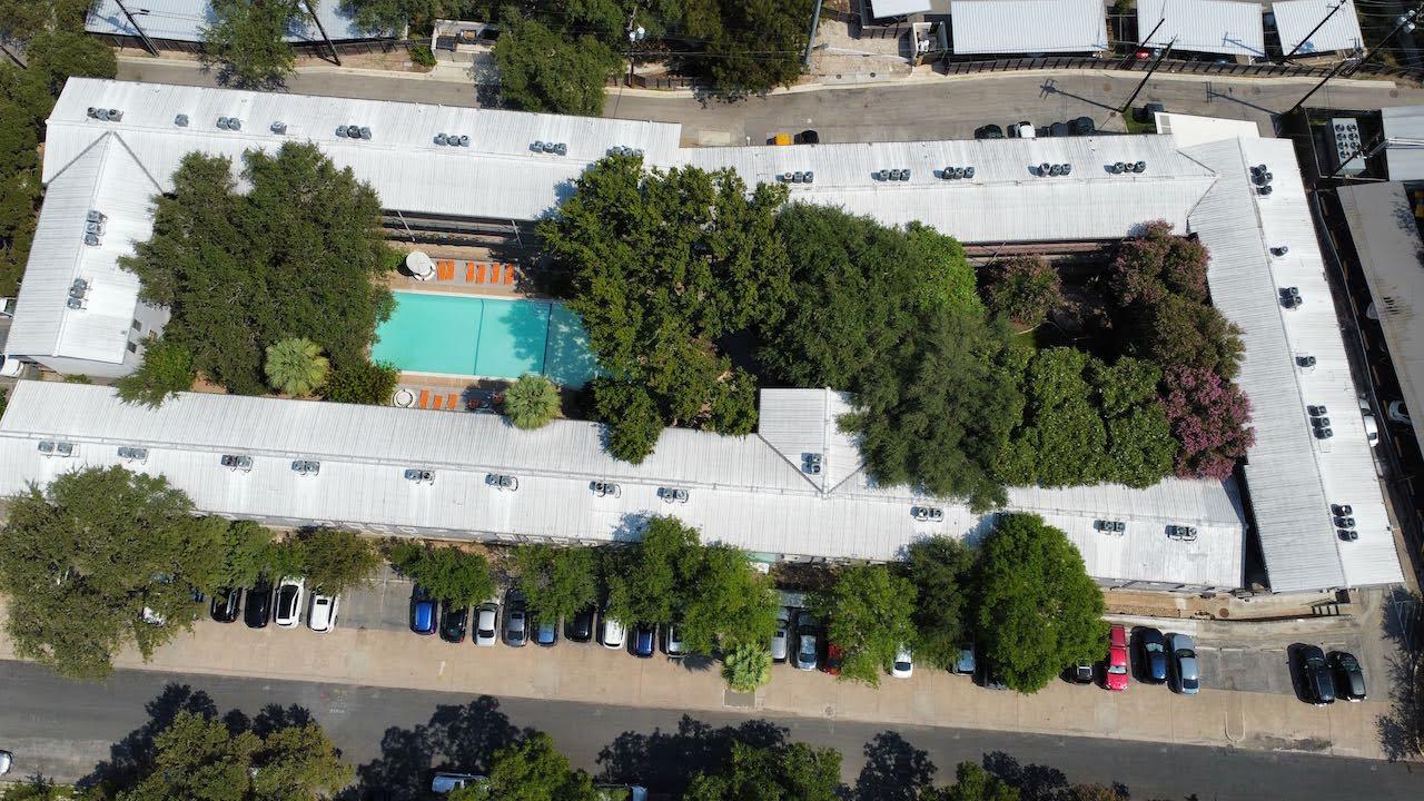 300 Crockett ST 308