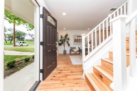 Tiny photo for 3801 Wilson ST, Austin, TX 78704 (MLS # 1053181)