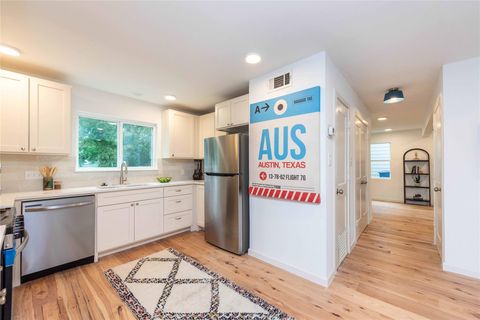 Tiny photo for 3801 Wilson ST, Austin, TX 78704 (MLS # 1053181)