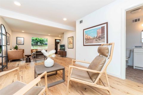 Tiny photo for 3801 Wilson ST, Austin, TX 78704 (MLS # 1053181)