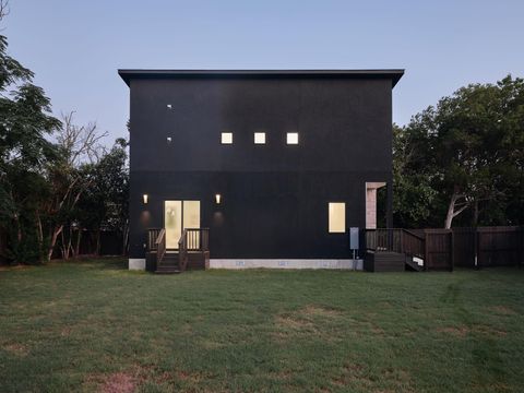 Photo of 2611 Davis LN #2, Austin, TX 78745 (MLS # 4059861) Photo of 2611 Davis LN #2, Austin, TX 78745 (MLS # 4059861)