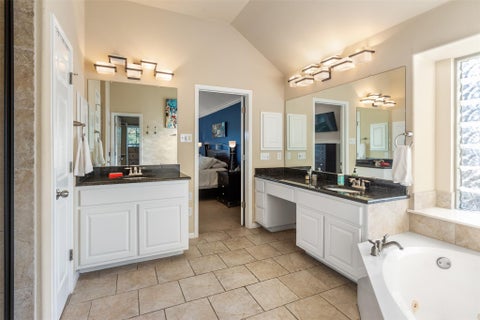 Tiny photo for 11508 Via Grande DR, Austin, TX 78739 (MLS # 2241243)