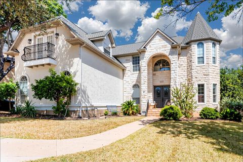 Photo of 511 Duck Lake DR, Lakeway, TX 78734 (MLS # 2963117)
