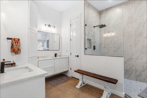 Tiny photo for 511 Duck Lake DR, Lakeway, TX 78734 (MLS # 2963117)