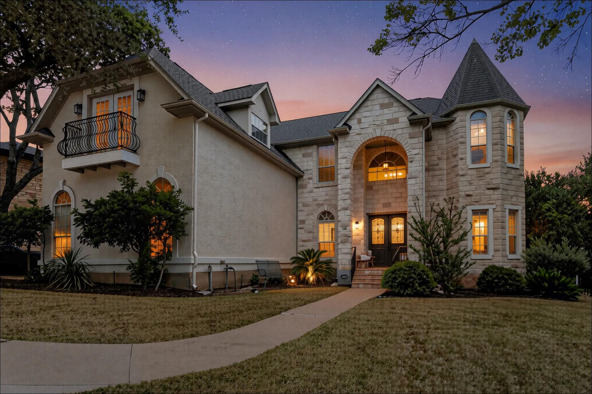 511 Duck Lake DR