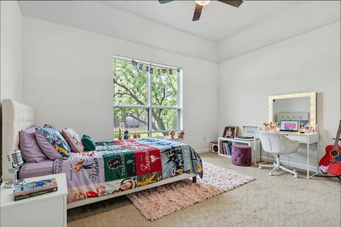 Tiny photo for 511 Duck Lake DR, Lakeway, TX 78734 (MLS # 2963117)