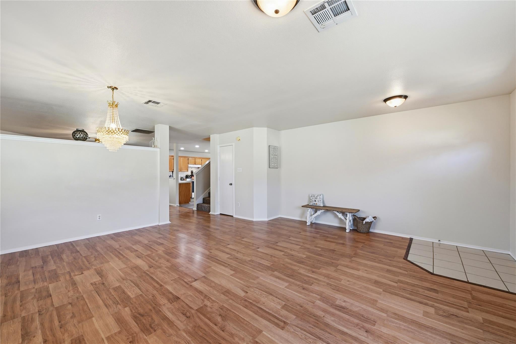 803 Margaret Lee ST
