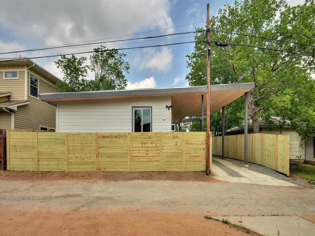 Photo of 2103 E 14th ST #B, Austin, TX 78702 (MLS # 2702042)