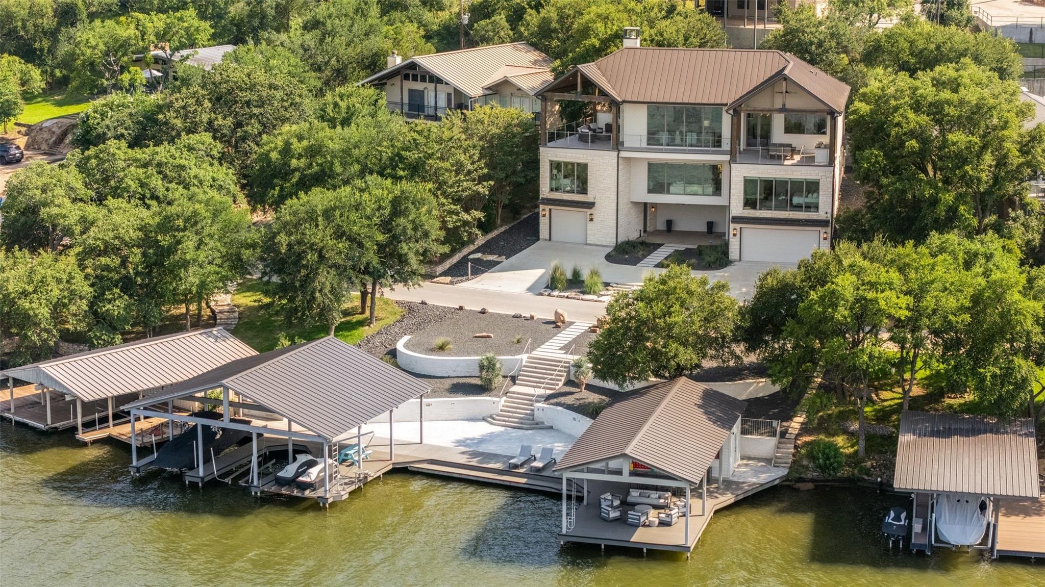 301 Blue Mountain TRL