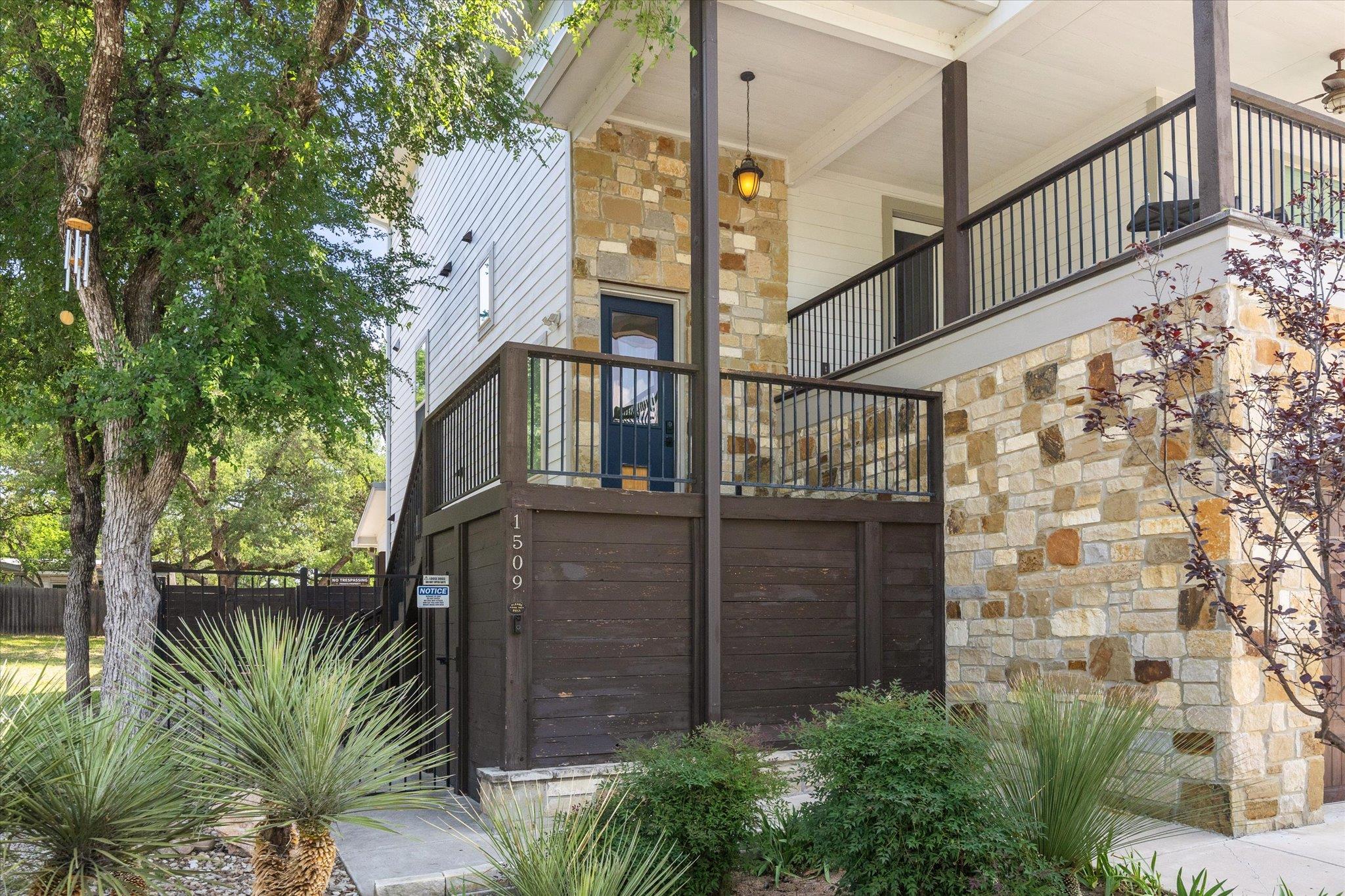 1509 Hill Top DR
