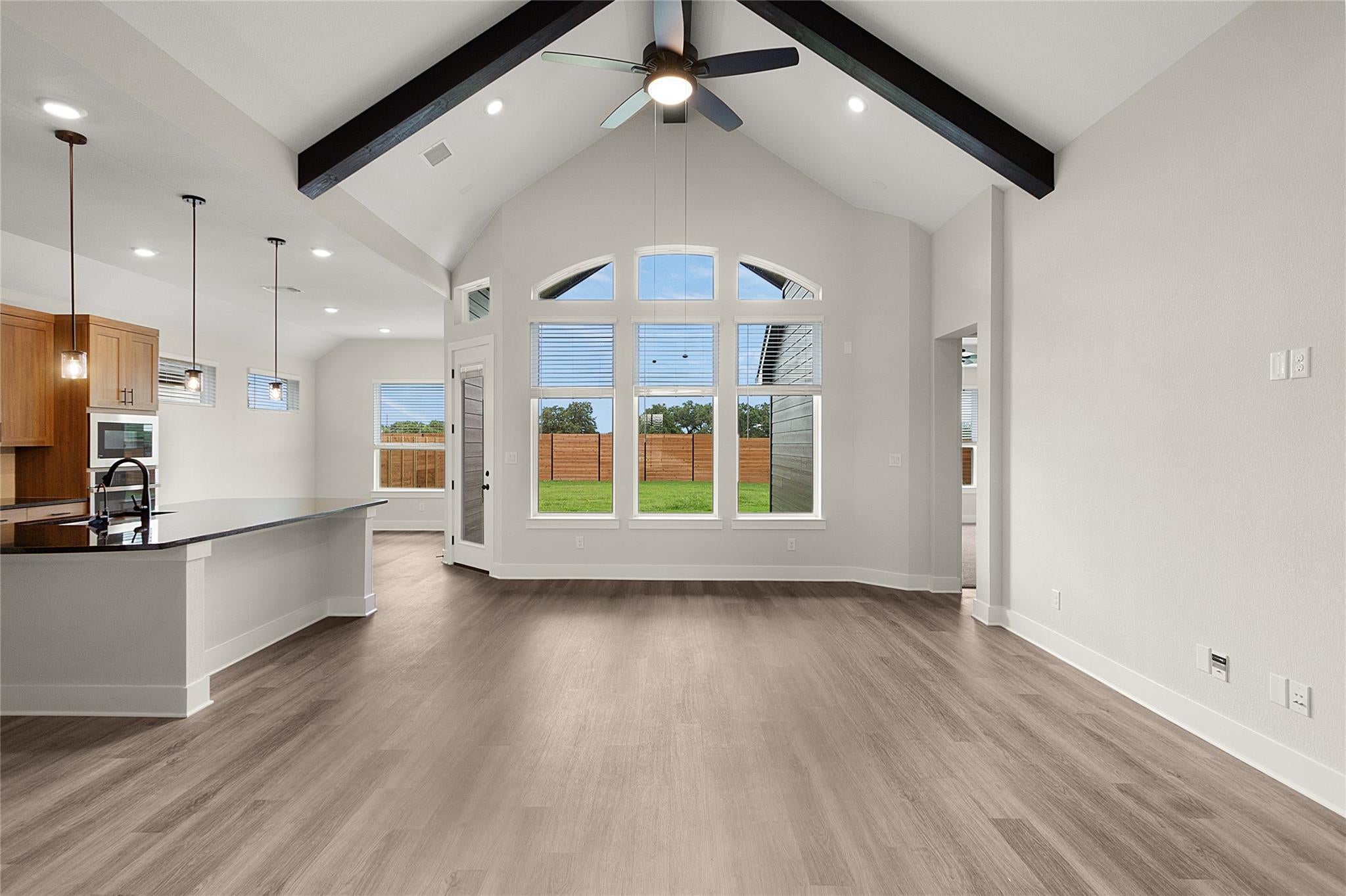 304 Ridgewell LOOP
