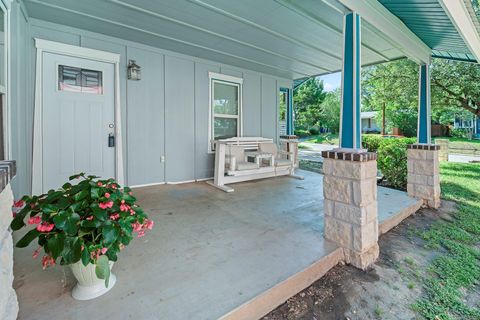 Tiny photo for 2609 Sol Wilson Ave, Austin, TX 78702 (MLS # 3915084)