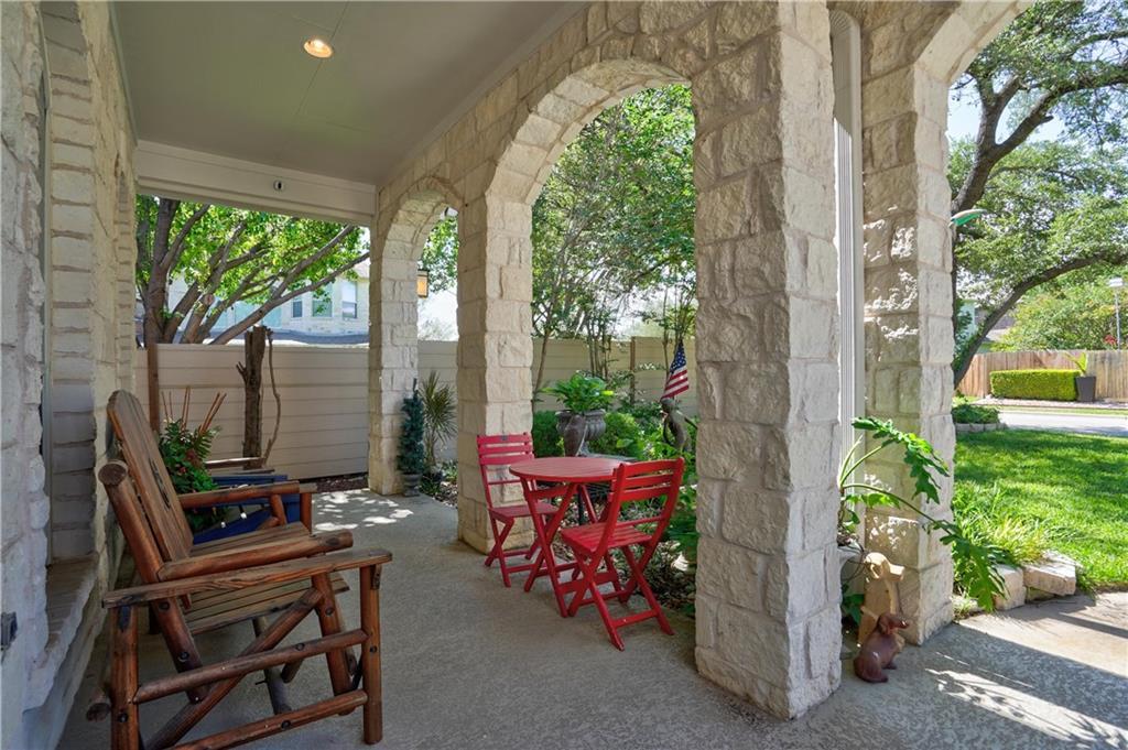 2513 Wanakah Ridge DR