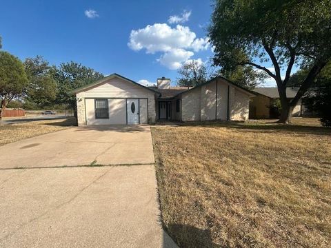 Photo of 2601 Oak Meadow DR, Round Rock, TX 78681 (MLS # 2361714)