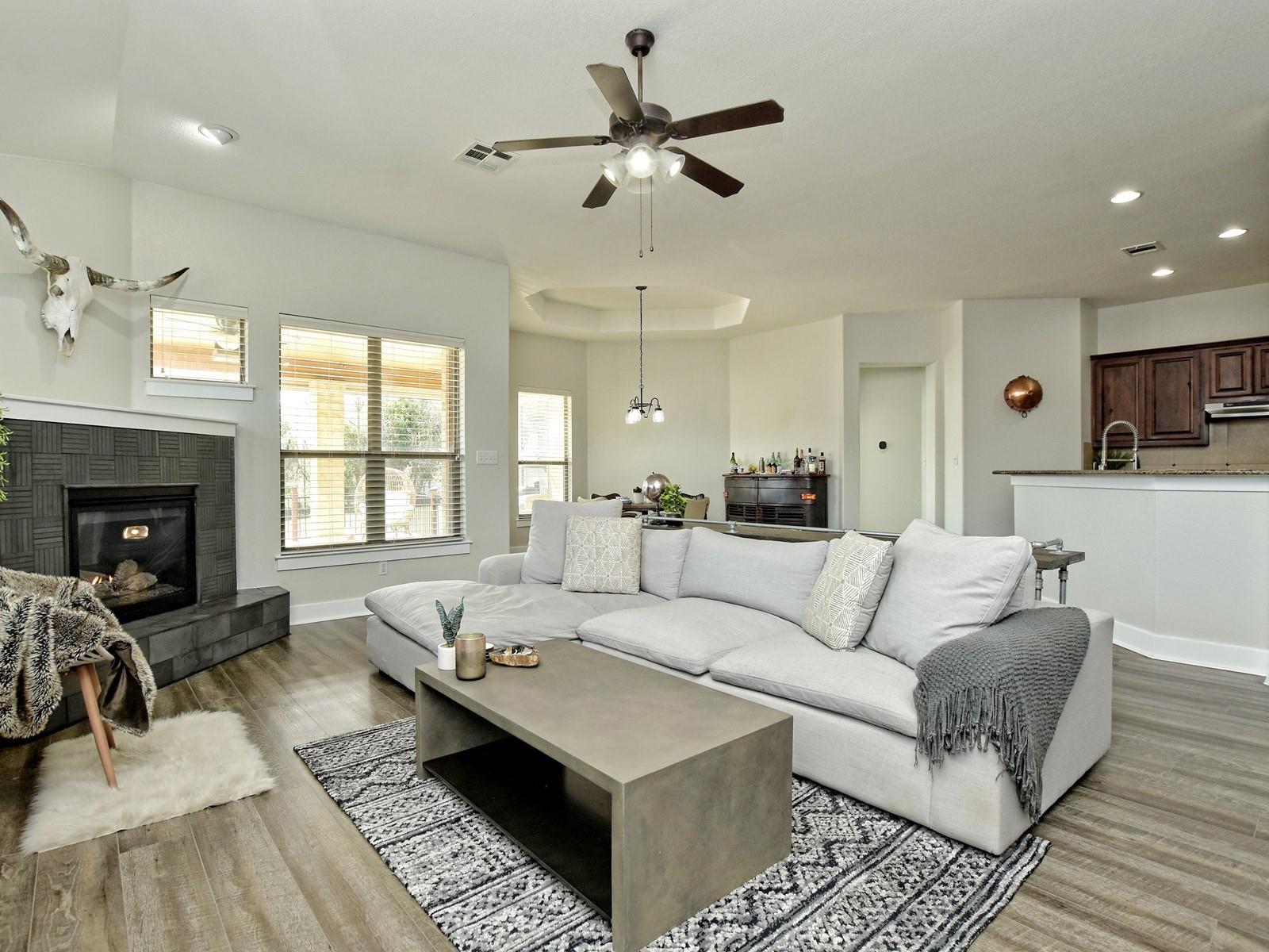 214 Rivulet LN