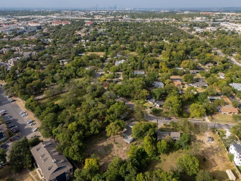 Tiny photo for 300 Pecan DR, Austin, TX 78753 (MLS # 4822132)