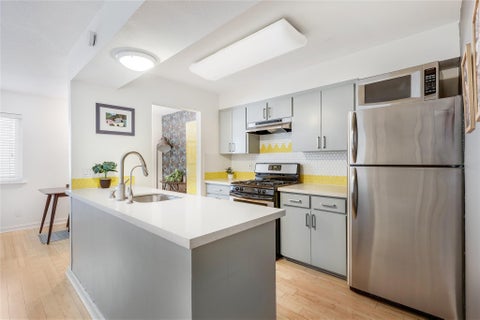Tiny photo for 2303 E Side DR #201, Austin, TX 78704 (MLS # 5656315)