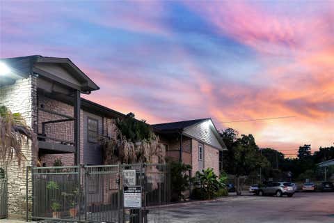 Tiny photo for 2303 E Side DR #201, Austin, TX 78704 (MLS # 5656315)