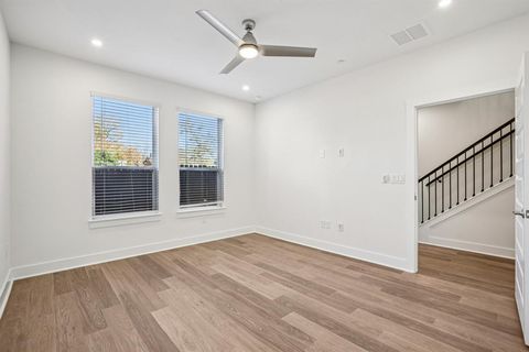 Tiny photo for 200 W 56th ST #8102, Austin, TX 78751 (MLS # 3997358)