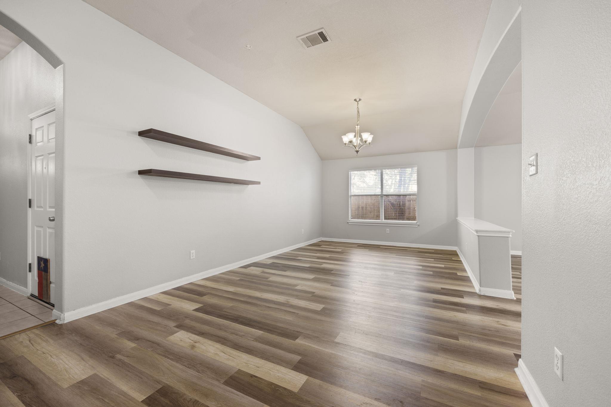4109 Meadow Bluff WAY