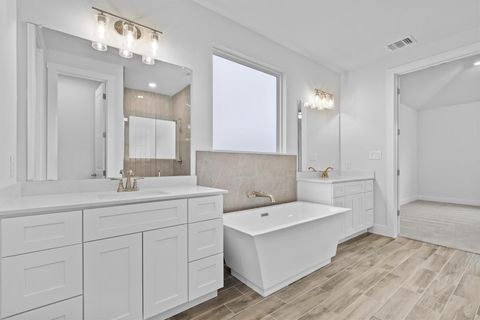 Tiny photo for 8521 Pine Muhly DR, Lago Vista, TX 78645 (MLS # 3491975)