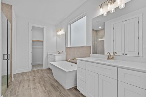 Tiny photo for 8521 Pine Muhly DR, Lago Vista, TX 78645 (MLS # 3491975)