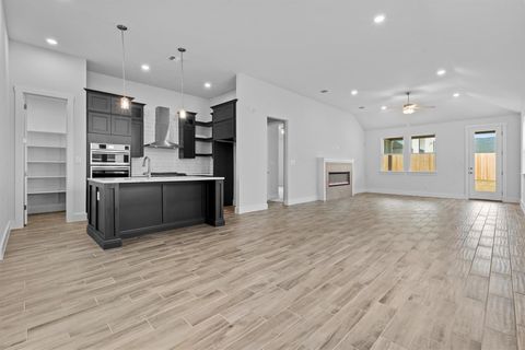Tiny photo for 8521 Pine Muhly DR, Lago Vista, TX 78645 (MLS # 3491975)
