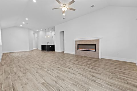 Tiny photo for 8521 Pine Muhly DR, Lago Vista, TX 78645 (MLS # 3491975)