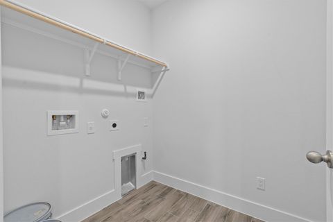 Tiny photo for 8521 Pine Muhly DR, Lago Vista, TX 78645 (MLS # 3491975)