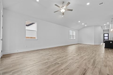 Tiny photo for 8521 Pine Muhly DR, Lago Vista, TX 78645 (MLS # 3491975)