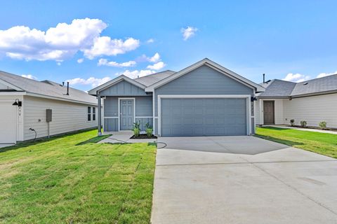 422 Low Pasture TRL San Marcos TX 78666